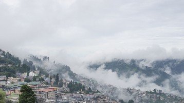 SPLENDID HILLS